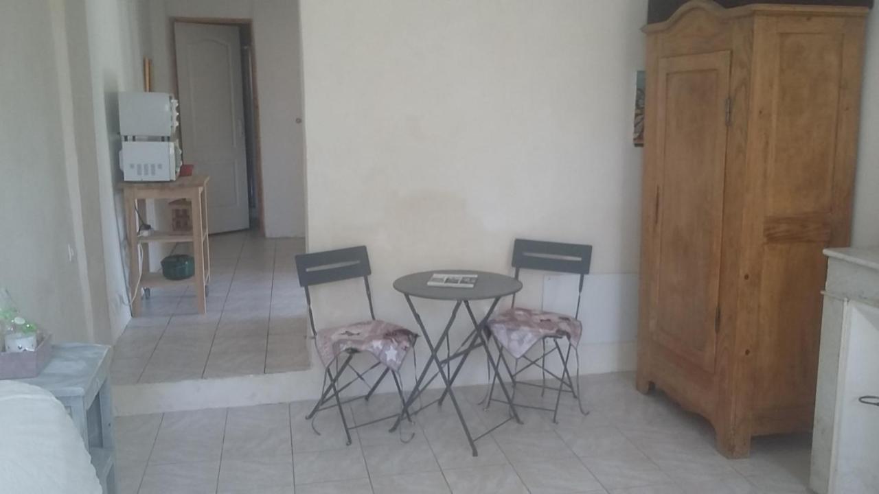 Appartement Dans Hameau Provencal Allauch Kültér fotó